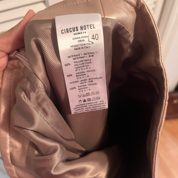 Circus Hotel Metallic Pink Midi Pencil Skirt with Slit - Picture 3 of 4